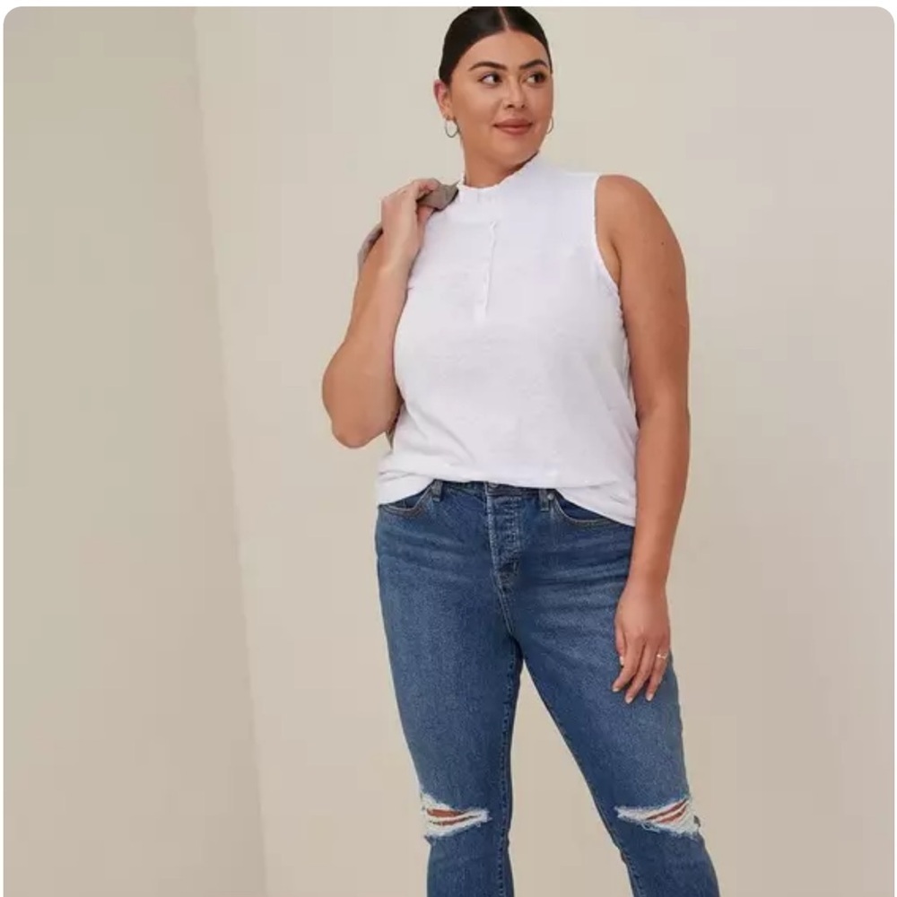 New Torrid Smocked Yoke Henley‎ Tank in Heritage Slub White Size 3X